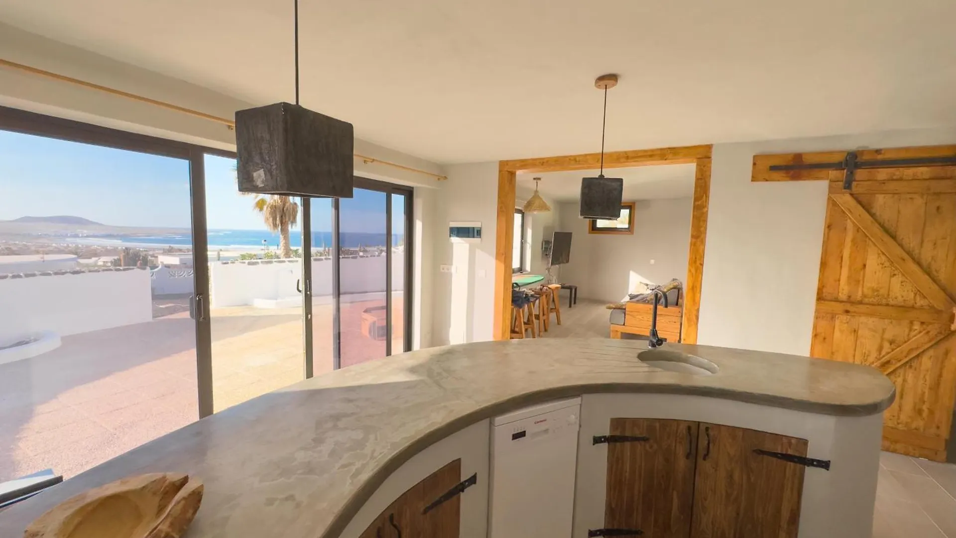 Bungalow Ahul Famara Con Pequena Piscina